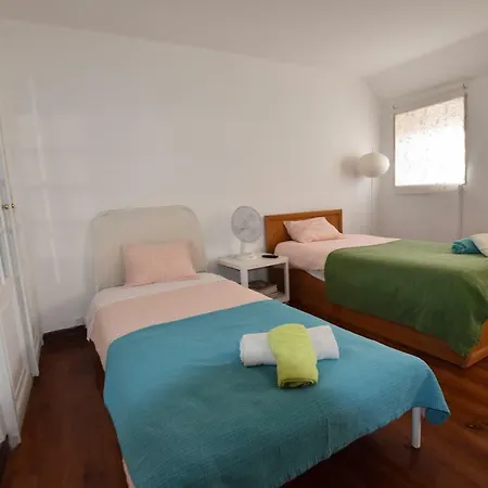 Апартаменти T2+1 Duplex Near S. Bento And Bairro Alto *