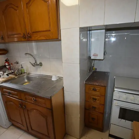 Апартаменти T2+1 Duplex Near S. Bento And Bairro Alto Лісабон